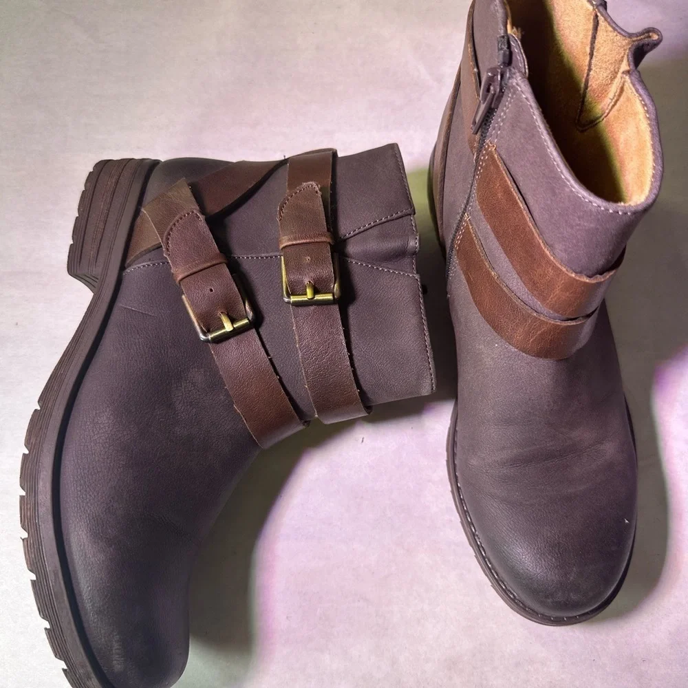 SOUL Naturalizer Women's Dark Brown Ankle Booties